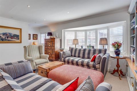 4 bedroom townhouse for sale, Baronsmead, Henley-on-Thames RG9