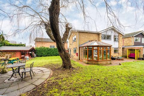 4 bedroom detached house for sale, St Peters Close, Burnham, Slough, SL1