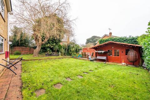4 bedroom detached house for sale, St Peters Close, Burnham, Slough, SL1