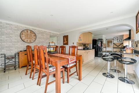 4 bedroom detached house for sale, St Peters Close, Burnham, Slough, SL1