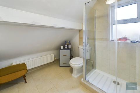 35 Avon Road, Melksham, SN12 8BA