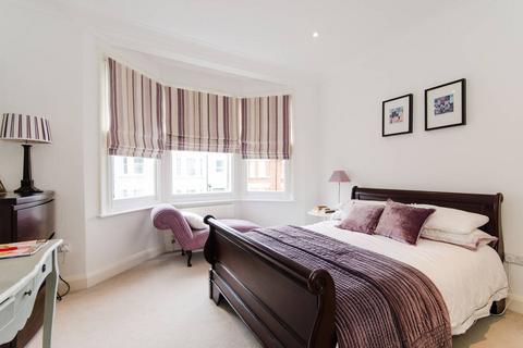 2 bedroom flat to rent, Grove Avenue, Hanwell, London, W7