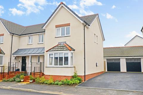 4 bedroom semi-detached house for sale, Tutsan Lane, St. Austell PL25