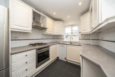 11 Sycamore Mews, London, SW4 0SY