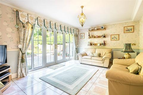 4 Queensway, Rotherham, S60 3EE