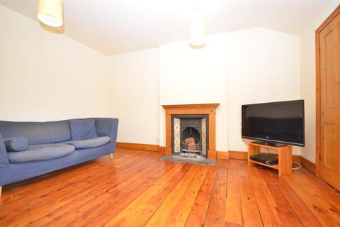 1 bedroom apartment to rent, Crouch Hall Road