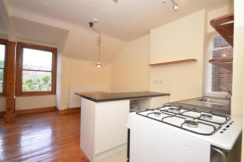 1 bedroom apartment to rent, Crouch Hall Road