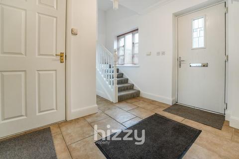 4 bedroom end of terrace house for sale, Station Yard, Hadleigh IP7