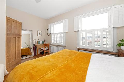 2 bedroom apartment for sale, Salters HIll, Upper Norwood, SE19