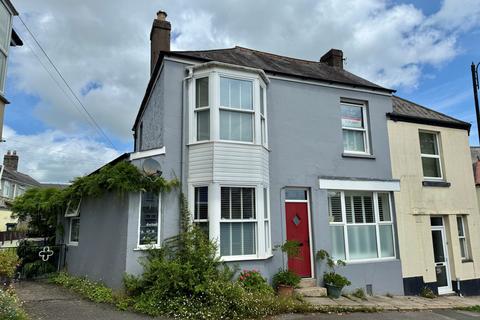 undefined, The Square, GUNNISLAKE PL18