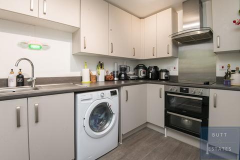 39 Fortibus Road, Exeter, EX2 7SU