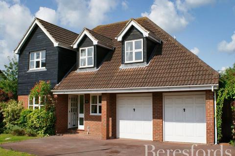 19 Chalklands, Sandon, Chelmsford, CM2 7TH