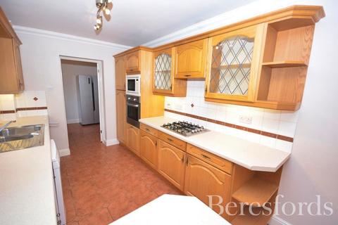 19 Chalklands, Sandon, Chelmsford, CM2 7TH