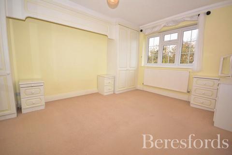 19 Chalklands, Sandon, Chelmsford, CM2 7TH