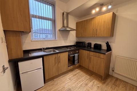 1 bedroom flat to rent, Withnell Road, Blackpool FY4