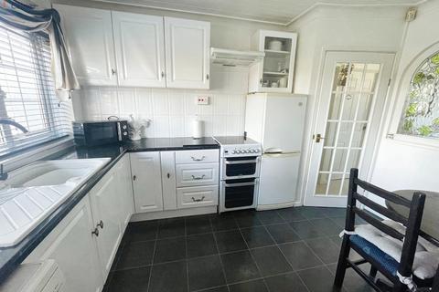 3 bedroom detached house for sale, Heol-y-bardd, Bridgend, Bridgend County. CF31 4SS