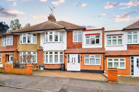 5 bedroom semi-detached house for sale, Woodford Green IG8