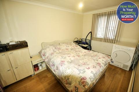 2 bedroom ground floor flat for sale, Flat 2, The Old Saddlery, College Street, Kempston, Bedford, Bedfordshire