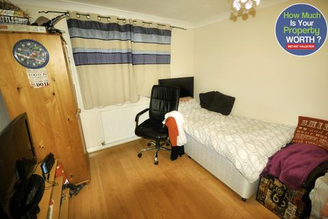 2 bedroom ground floor flat for sale, Flat 2, The Old Saddlery, College Street, Kempston, Bedford, Bedfordshire