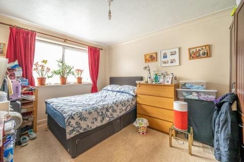 2 bedroom flat for sale, Jackson Court, Romford Road, London, E7