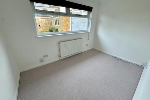 3 bedroom semi-detached house to rent, Rutland Avenue, Marton-In-Cleveland, Middlesbrough