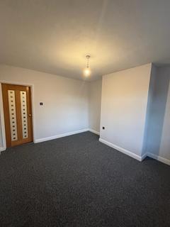 3 bedroom end of terrace house to rent, Endeavour Crescent, Hull