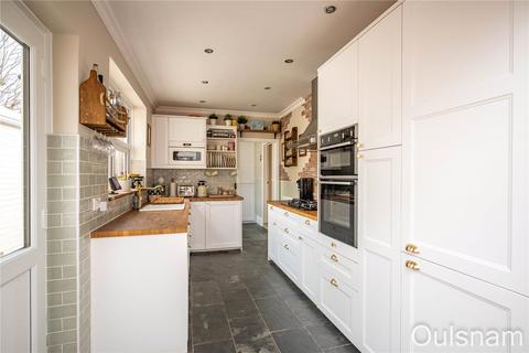 3 bedroom semi-detached house for sale, Stourbridge Road, Bromsgrove, Worcestershire, B61