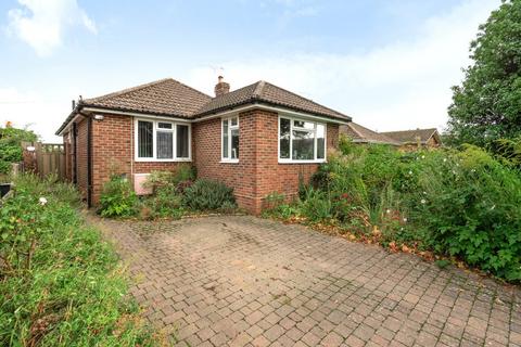 2 bedroom bungalow to rent, Salisbury Road, Hampshire SO24