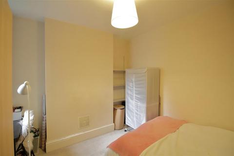 3 bedroom apartment to rent, Effra Mansions, Brixton SW2