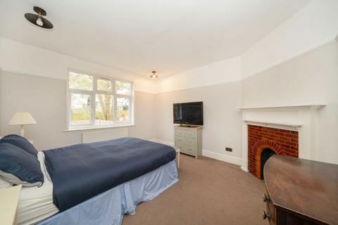 2 bedroom maisonette for sale, Ash Tree Dell, London NW9