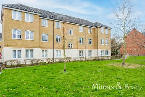 3 bedroom flat to rent, Whitworth Court, Norwich, NR6