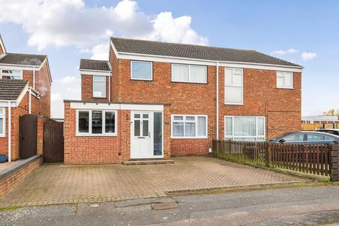 4 bedroom semi-detached house for sale, Egglestone Close, Bedford