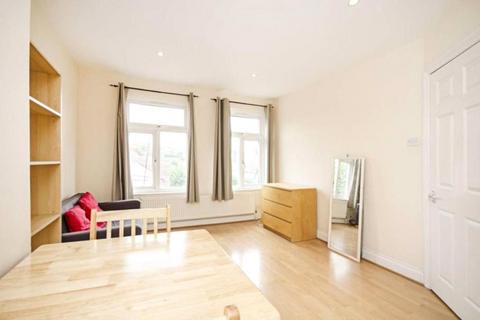 2 bedroom flat to rent, Finchley Road, Temple Fortune, NW11