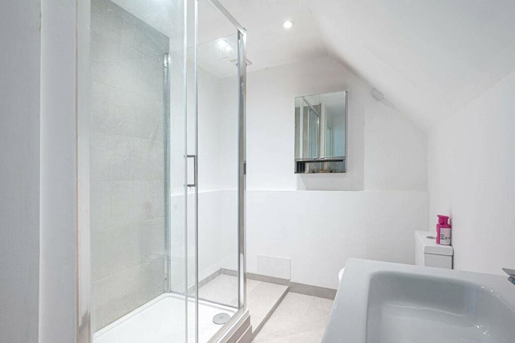 Market-place-hampstead-garden-suburb-nw11-3