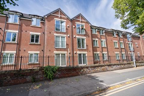 Royal Court, Worksop, S80