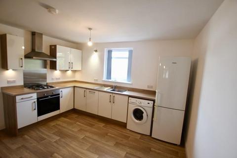 2 bedroom flat to rent, Beckinsale Court, Carlton, Nottingham, Nottinghamshire, NG4