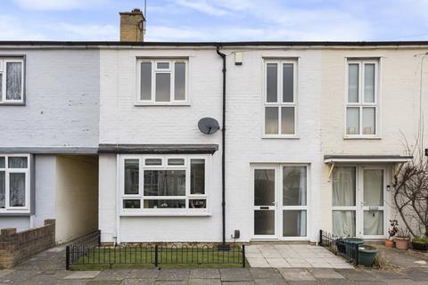 2 bedroom terraced house for sale, Kenyngton Drive, Sunbury-on-Thames, Surrey, TW16