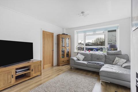 2 bedroom terraced house for sale, Kenyngton Drive, Sunbury-on-Thames, Surrey, TW16