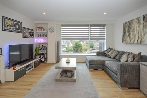 1 bedroom apartment for sale, Kings Road, Brentwood