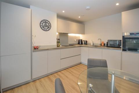 1 bedroom apartment for sale, Kings Road, Brentwood