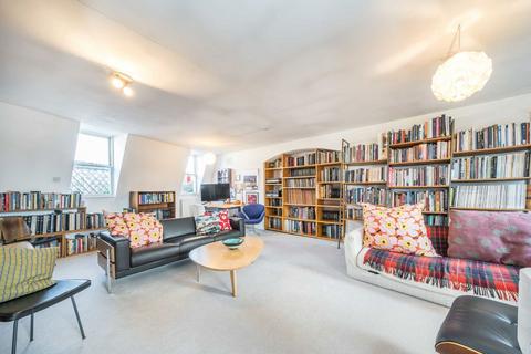 2 bedroom flat for sale, Greenman Street, London N1