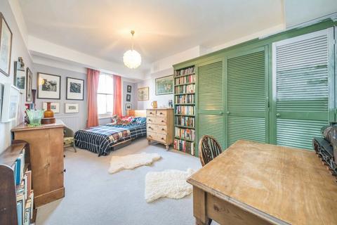 2 bedroom flat for sale, Greenman Street, London N1