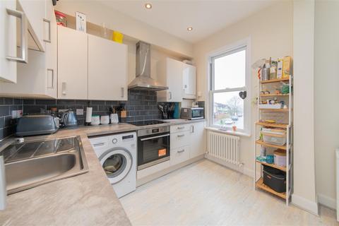 2 bedroom flat for sale, Station Road, Hendon, London