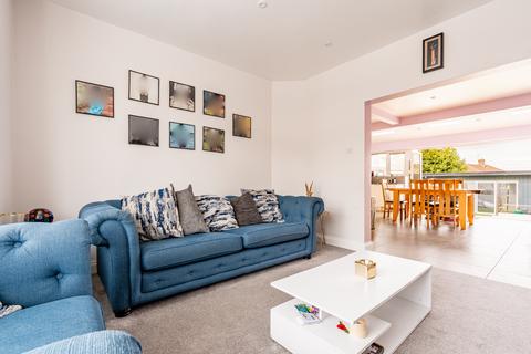 8 Coaley Road, Bristol, BS11 9XD