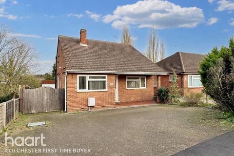 2 bedroom detached bungalow for sale, Old Heath Road, Colchester