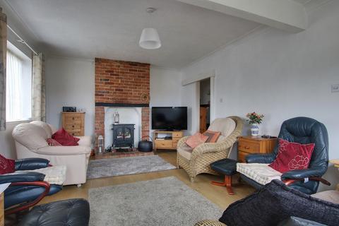 4 bedroom bungalow for sale, North Baddesley, Southampton