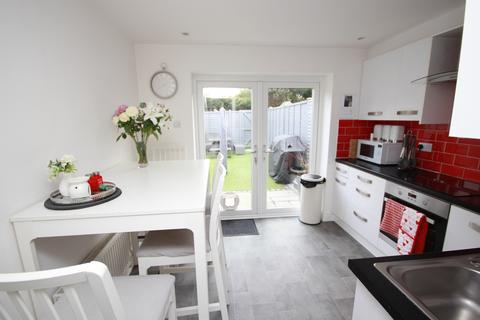 2 bedroom terraced house for sale, The Weavers, Maidstone ME16