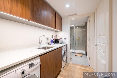 2 bedroom flat for sale, Kidderpore Avenue, London NW3