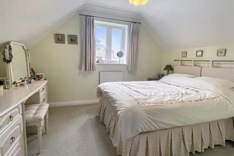 21 Ilex Close, Sonning Common, Reading, RG4 9LG