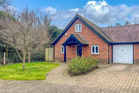 21 Ilex Close, Sonning Common, Reading, RG4 9LG